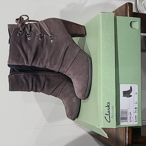 Clarks Gray Suede Artisan Ankle Boot - Picture 1 of 9